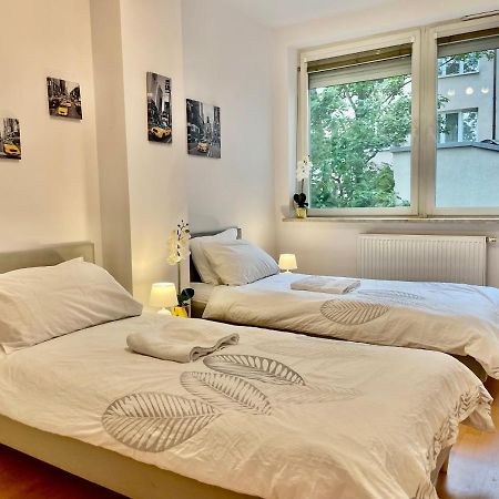 Warsaw Concierge Wola Ratusz Lägenhet Exteriör bild