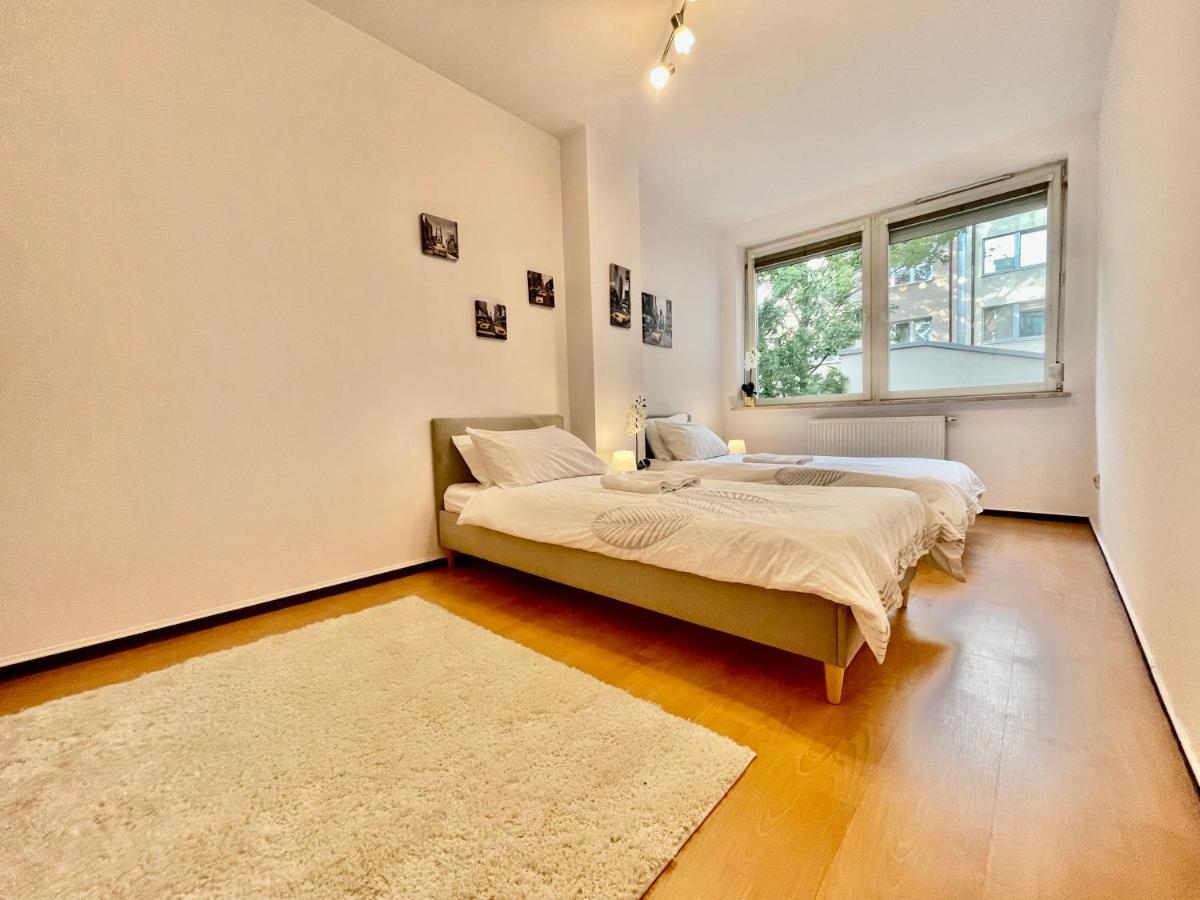 Warsaw Concierge Wola Ratusz Lägenhet Exteriör bild